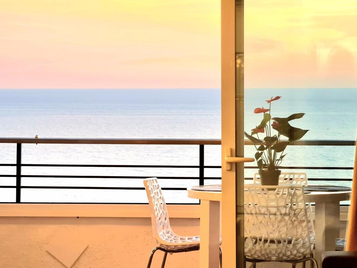 MAR y LUZ Front Sea Views Eco Apartment Fuengirola Exterior foto