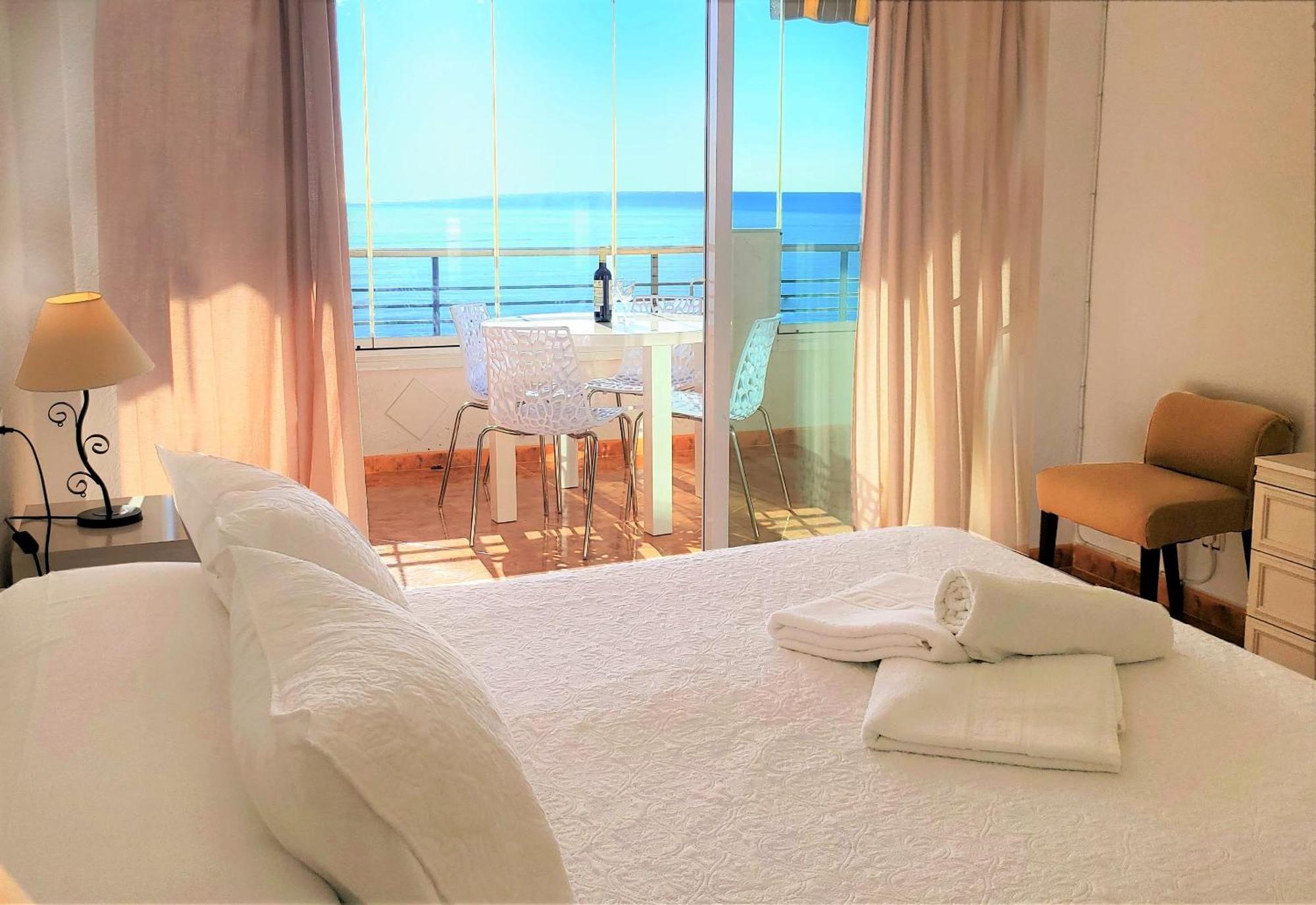 MAR y LUZ Front Sea Views Eco Apartment Fuengirola Exterior foto